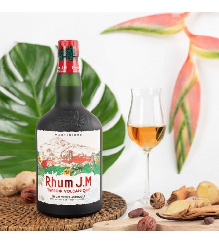 Rhum vieux JM · Terroir volcanique · 3 ans · 43°·70 cl